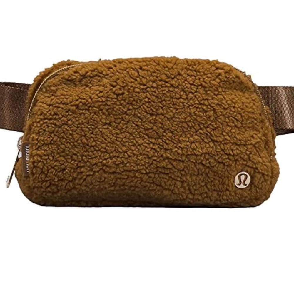 🤎Fleece Burnt Caramel Everywhere Belt Bag🤎